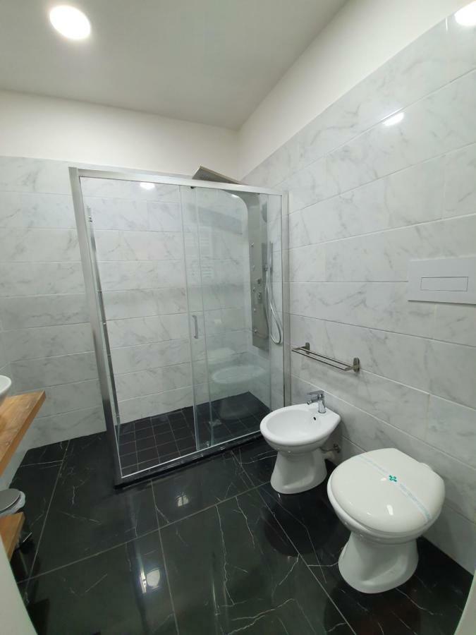 Dimorra Boutique Rooms Napoli Ngoại thất bức ảnh
