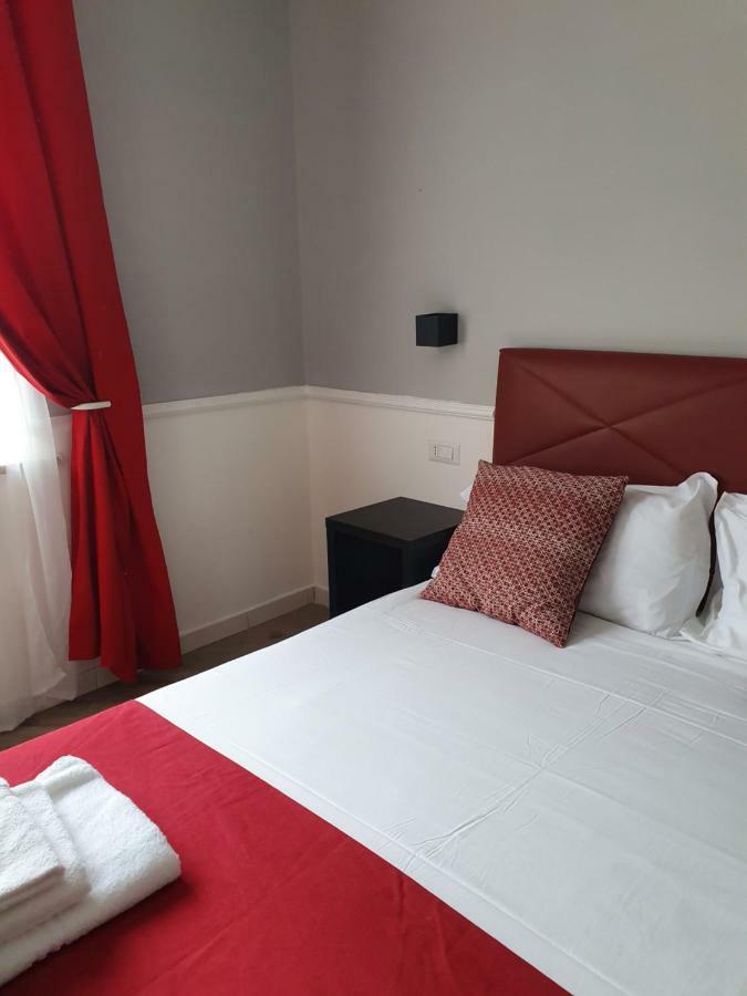 Dimorra Boutique Rooms Napoli Ngoại thất bức ảnh