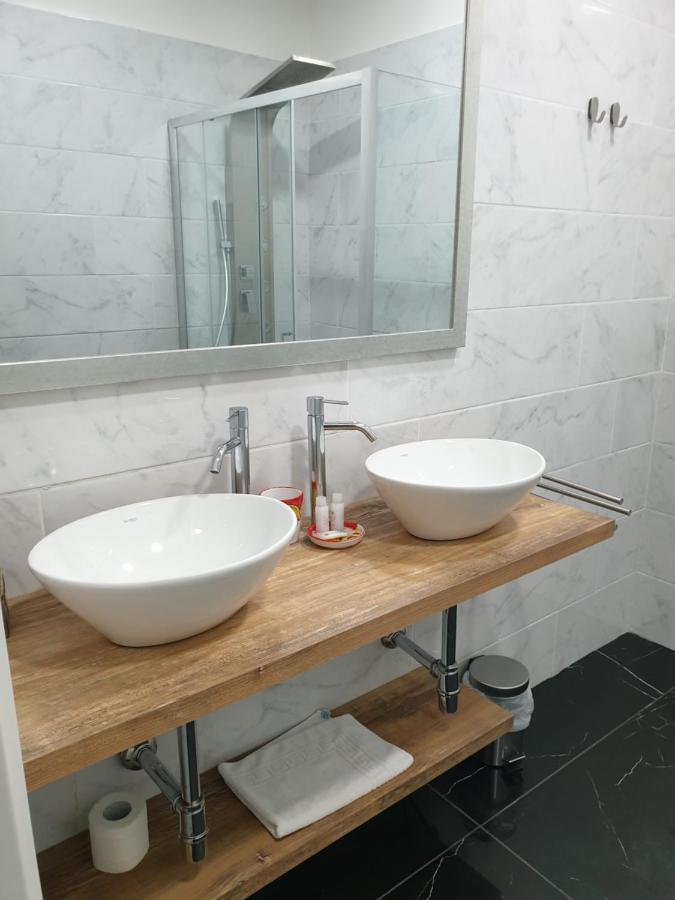 Dimorra Boutique Rooms Napoli Ngoại thất bức ảnh